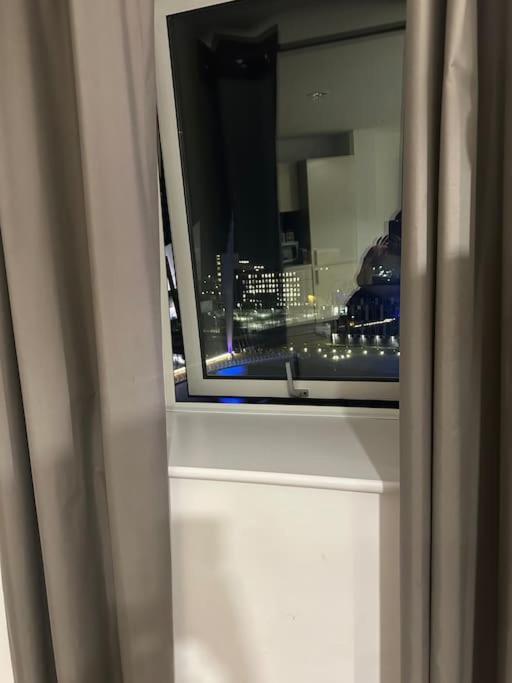Mediacity Studio Apartment Salford-Quays Manchester Esterno foto